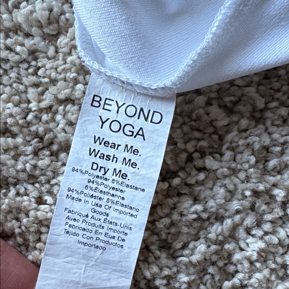 Beyond Yoga Featherweight On The Down Low Tee - Picture 7 of 8